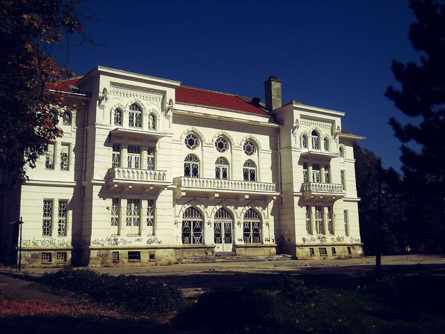 Officers' Hall